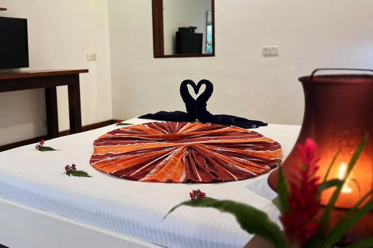 Gomez Place Negombo Gasthuis